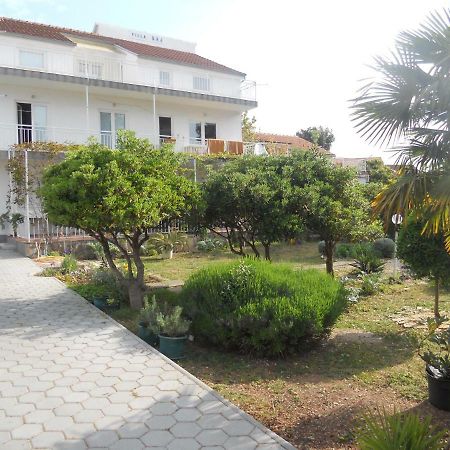 Apartments Gaj Brodarica  Extérieur photo