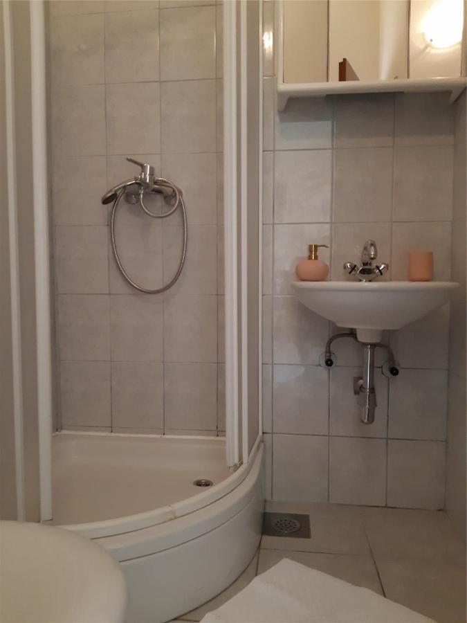 Apartments Gaj Brodarica  Extérieur photo