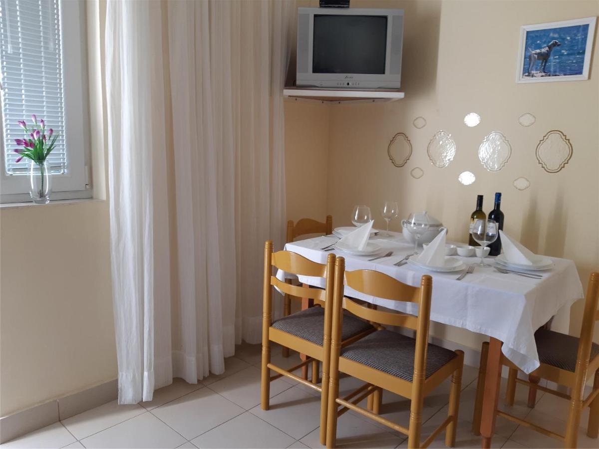 Apartments Gaj Brodarica  Extérieur photo