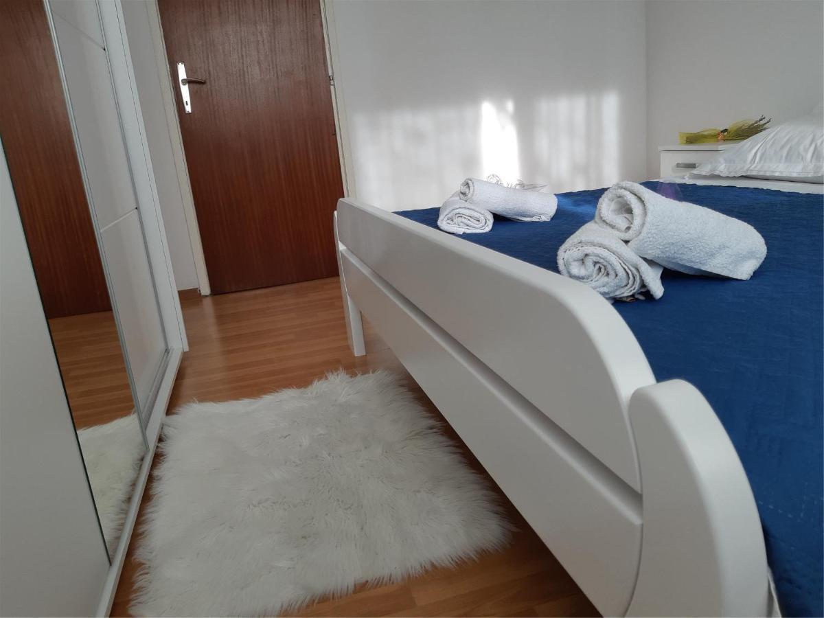 Apartments Gaj Brodarica  Extérieur photo