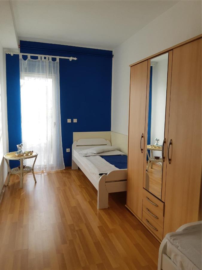 Apartments Gaj Brodarica  Extérieur photo