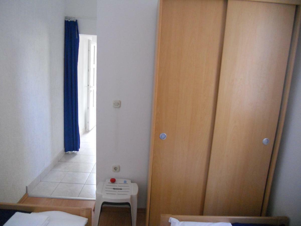 Apartments Gaj Brodarica  Extérieur photo