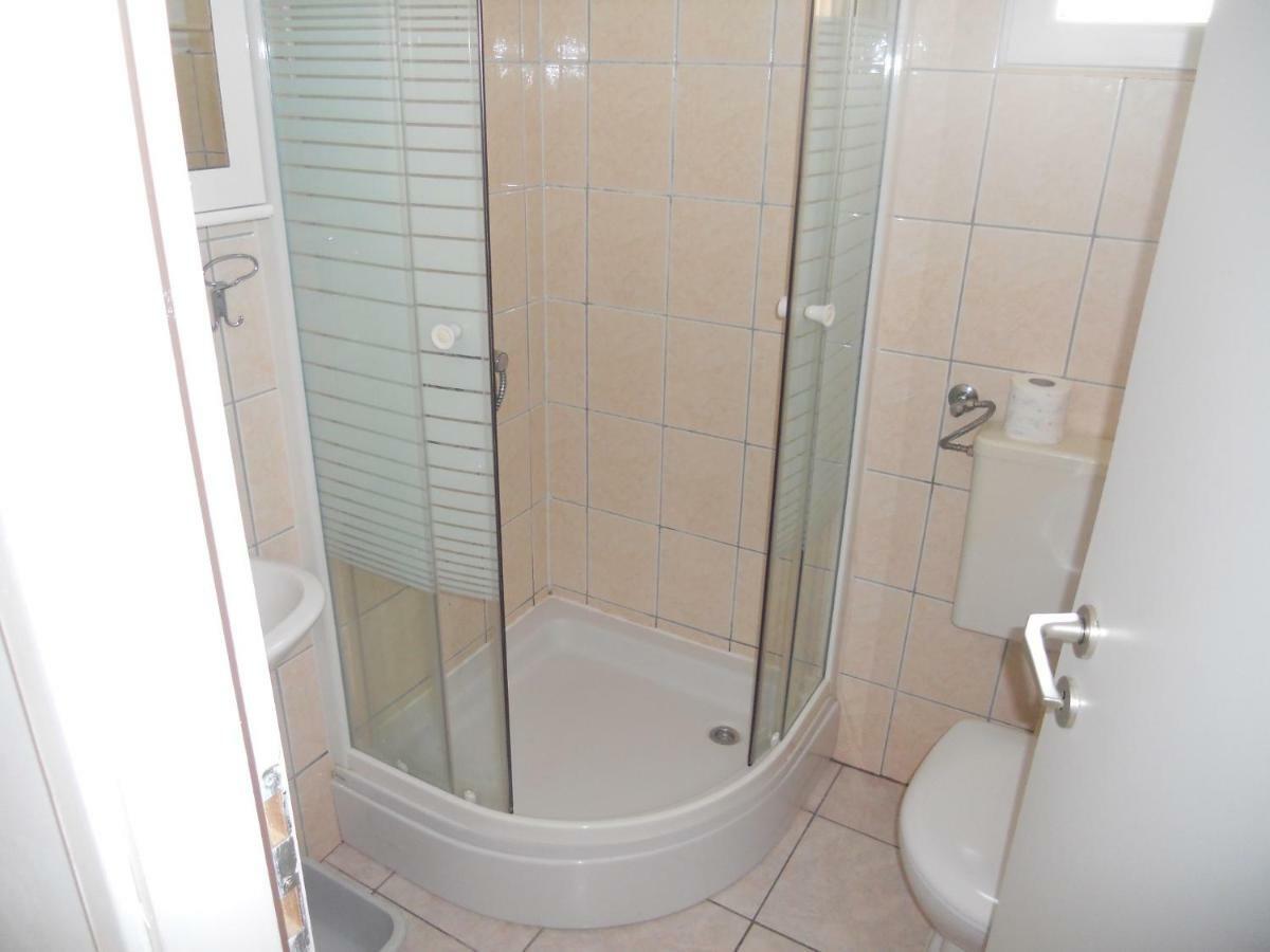 Apartments Gaj Brodarica  Extérieur photo