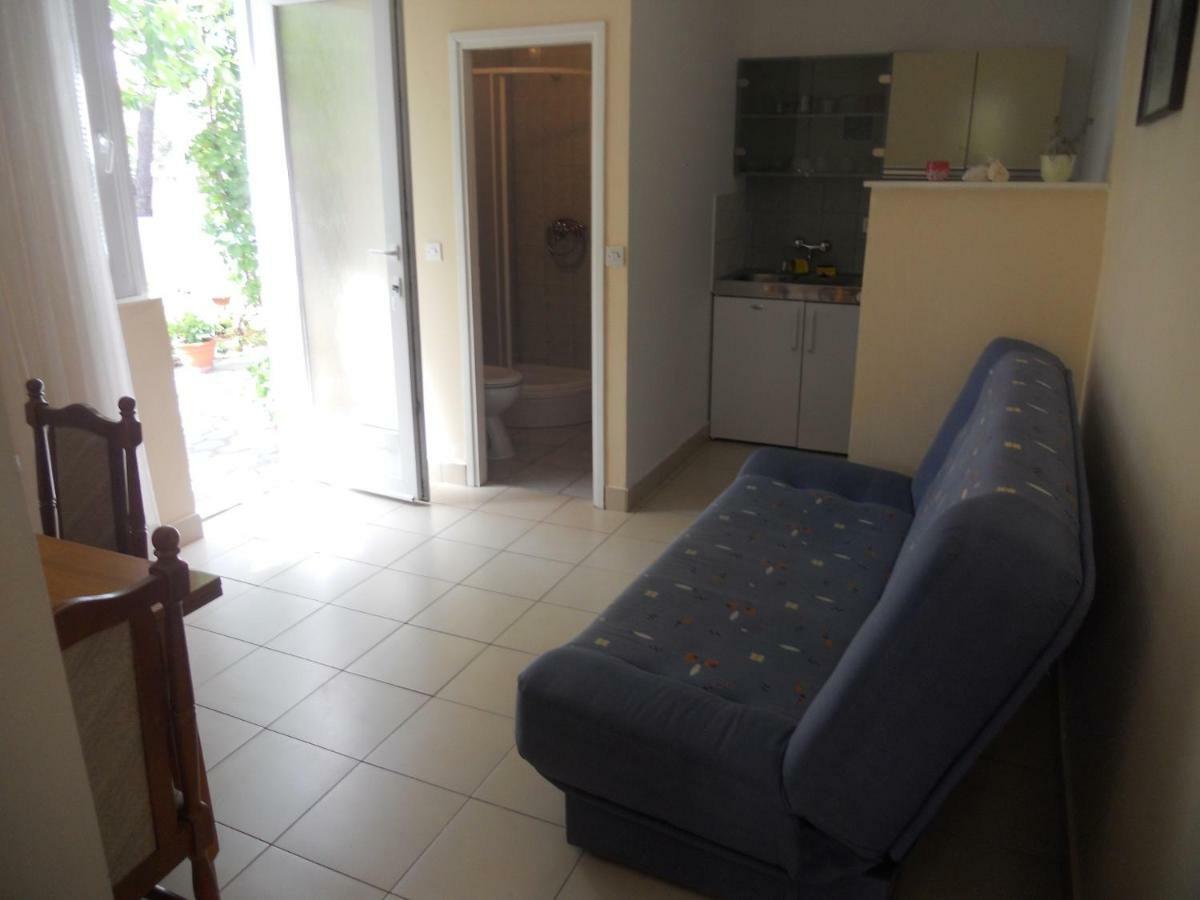 Apartments Gaj Brodarica  Extérieur photo