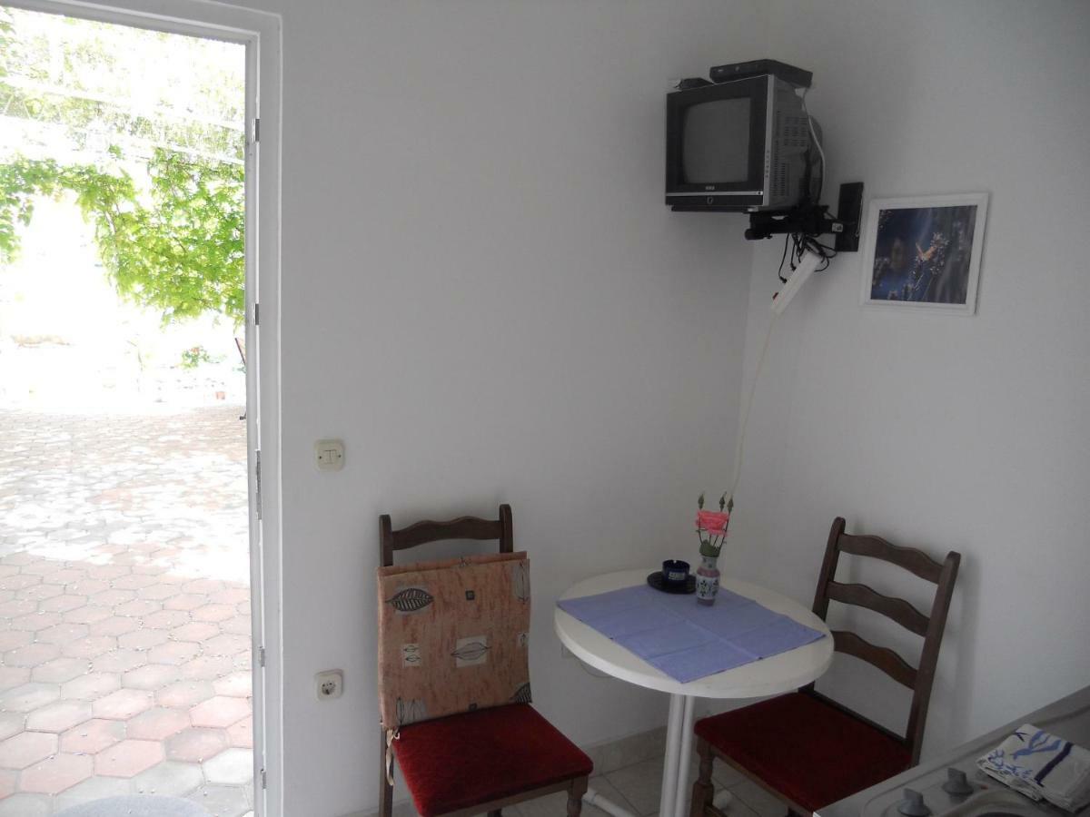 Apartments Gaj Brodarica  Extérieur photo